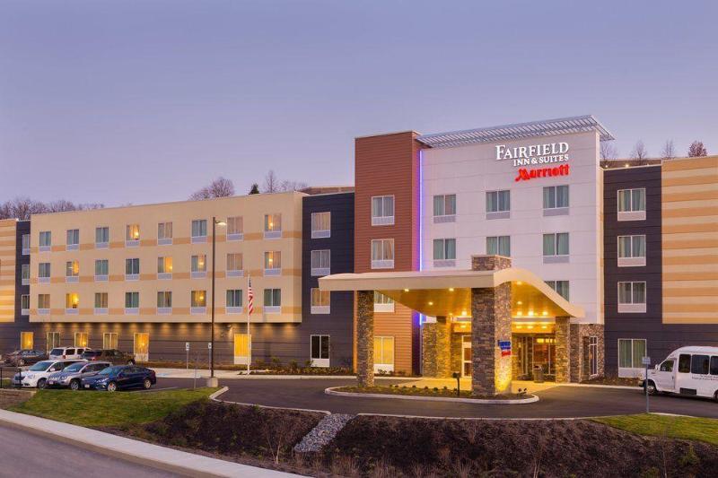 Towneplace Suites By Marriott Pittsburgh Airport/Robinson Township Exterior photo